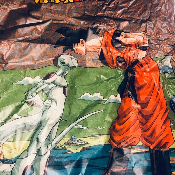 Dragon Ball Z x Adidas Collection - Picture 10 of 14